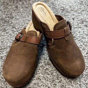 Clarks Brown Suede Clog Mules with Buckle Detail